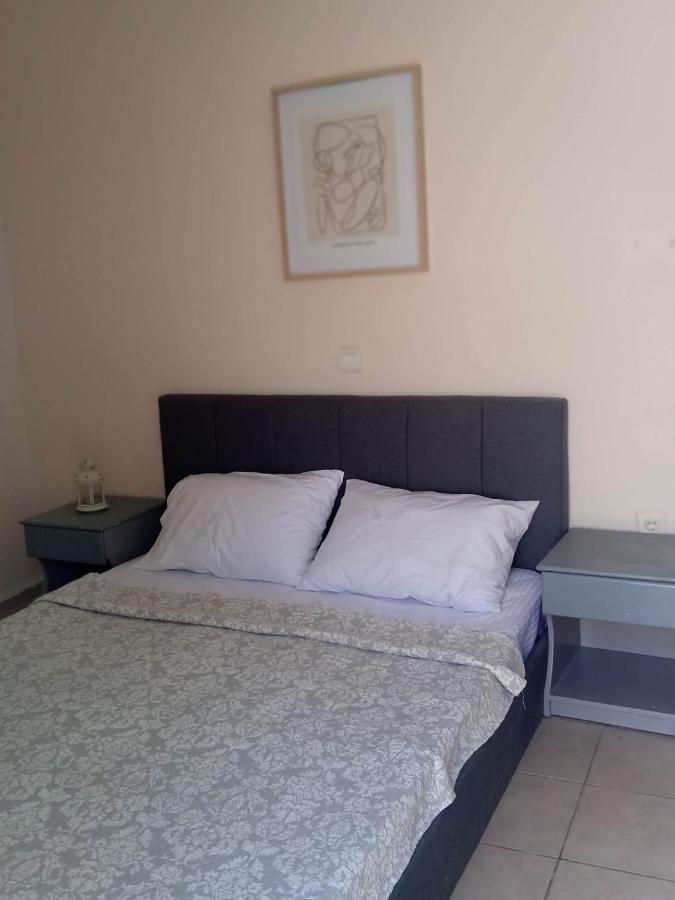 Popi'S Apartment Goniai Екстер'єр фото